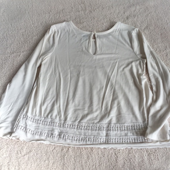 White lace trim Old Navy blouse - Picture 2 of 5